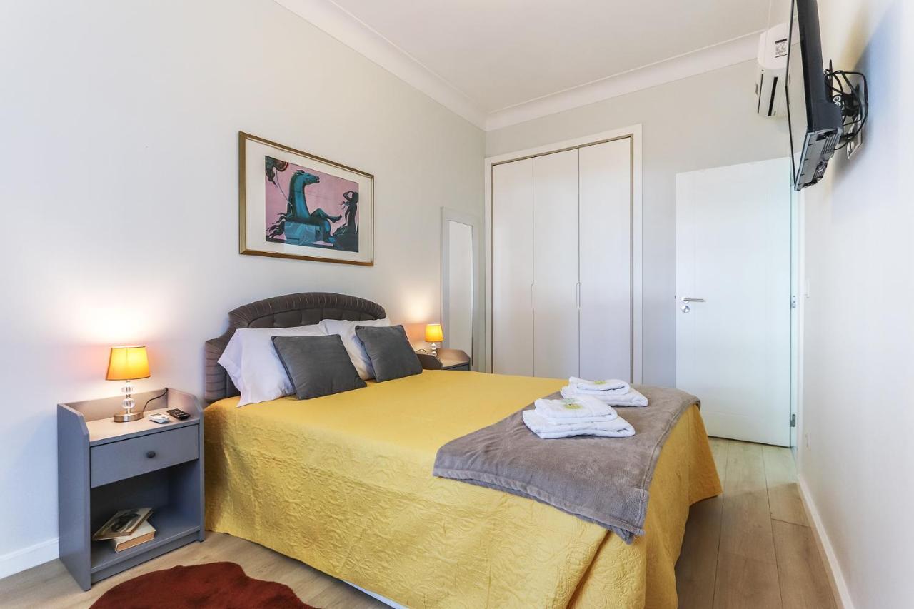 Vita Portucale ! Moscavide Casa Branca W/ Terrace Lizbona Zewnętrze zdjęcie
